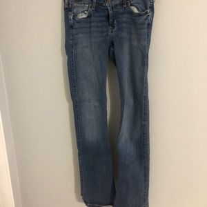 Hollister jeans; size 5S; 27x31, EUC